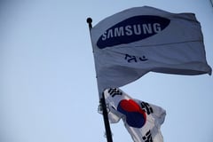 Samsung shareholders oppose tentative union deal