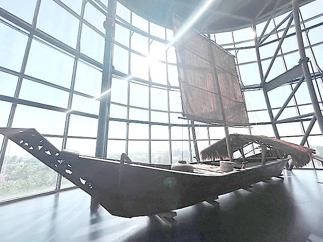 BALANGAY boat replica.