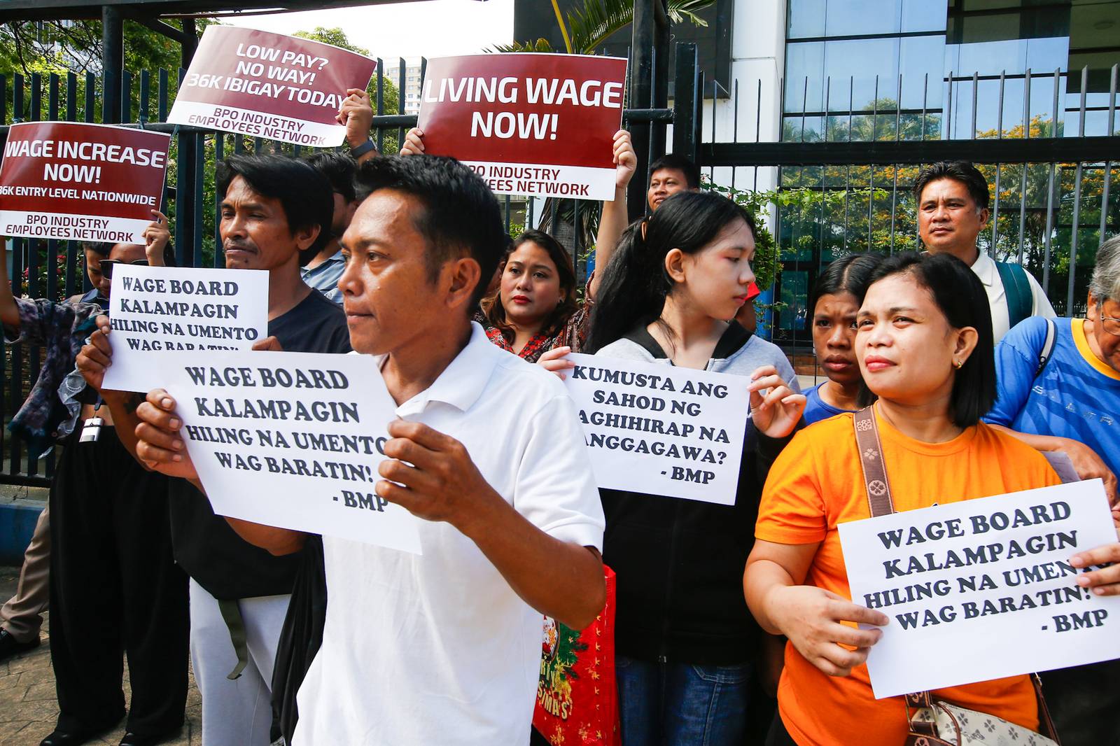 Members of the Unity of Workers for Wage Increase (UWIN) protest in front of the National Capital Region (NCR) Wage Board in Pasay City on 22 May 2026, demanding an immediate wage increase to meet the family living wage. The group emphasizes that current wage levels in the NCR are no longer sufficient to meet the minimum requirements of a decent standard of living, especially for workers supporting families.