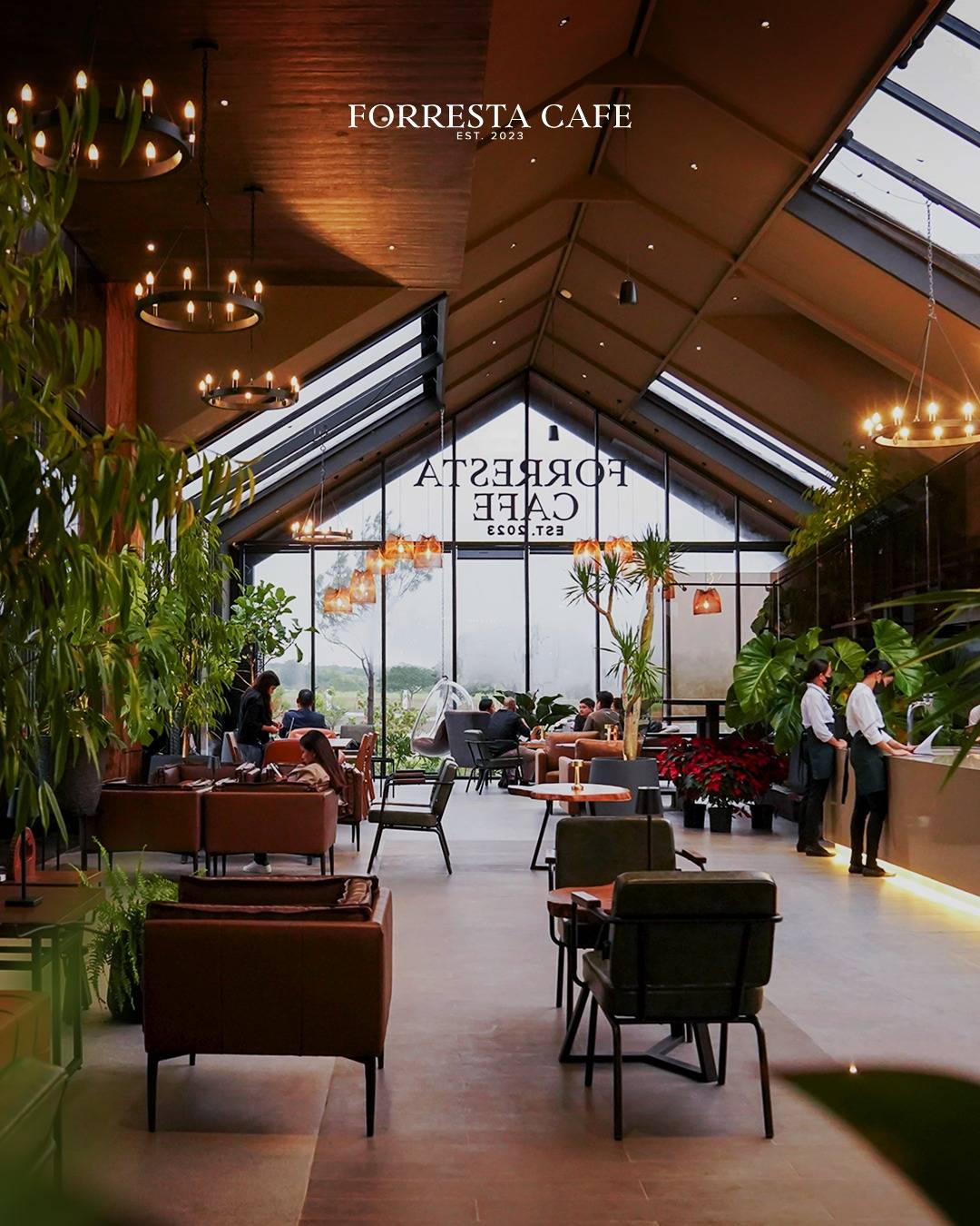 HIDDEN South gem where slow afternoons and scenic views take center stage.