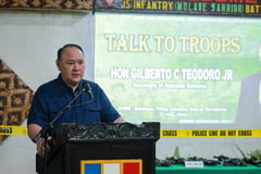 Teodoro lauds NegOcc peace efforts, backs anti-insurgency drive