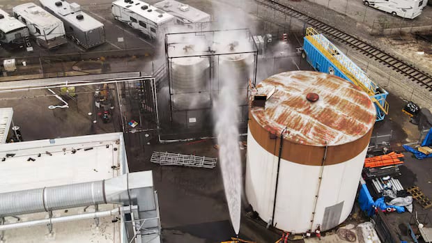 Chemical tank heating up, explosion warned