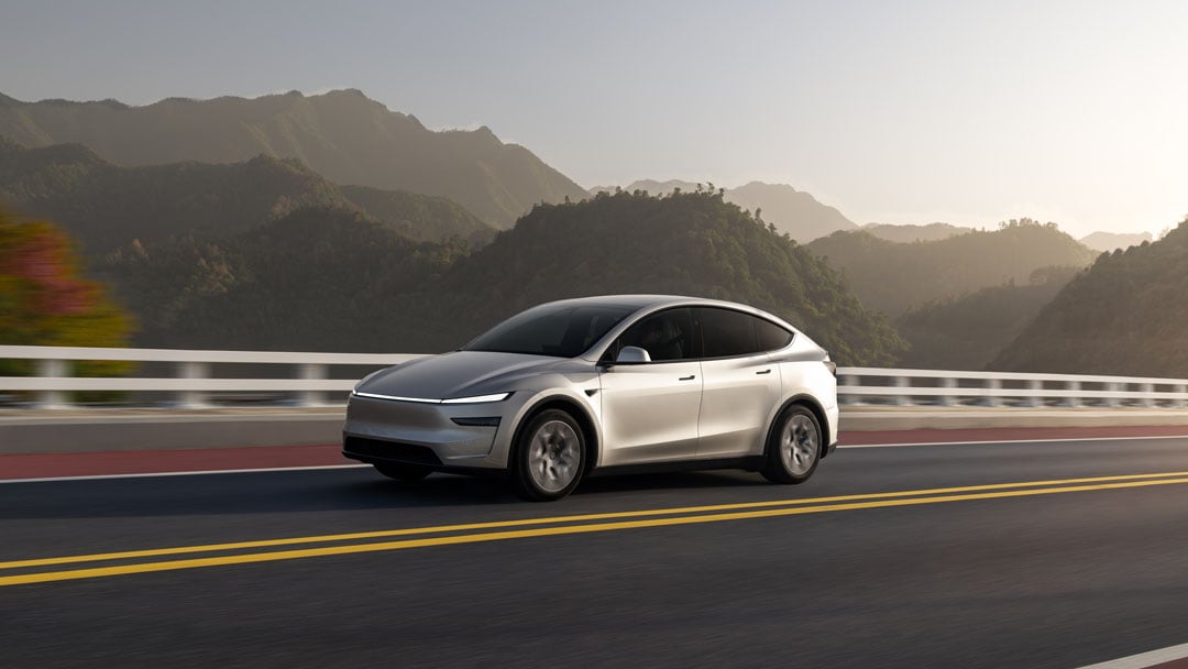 WEEKEND drives and daily trips are part of the pitch for the
Tesla Model Y L as the brand expands its local EV lineup