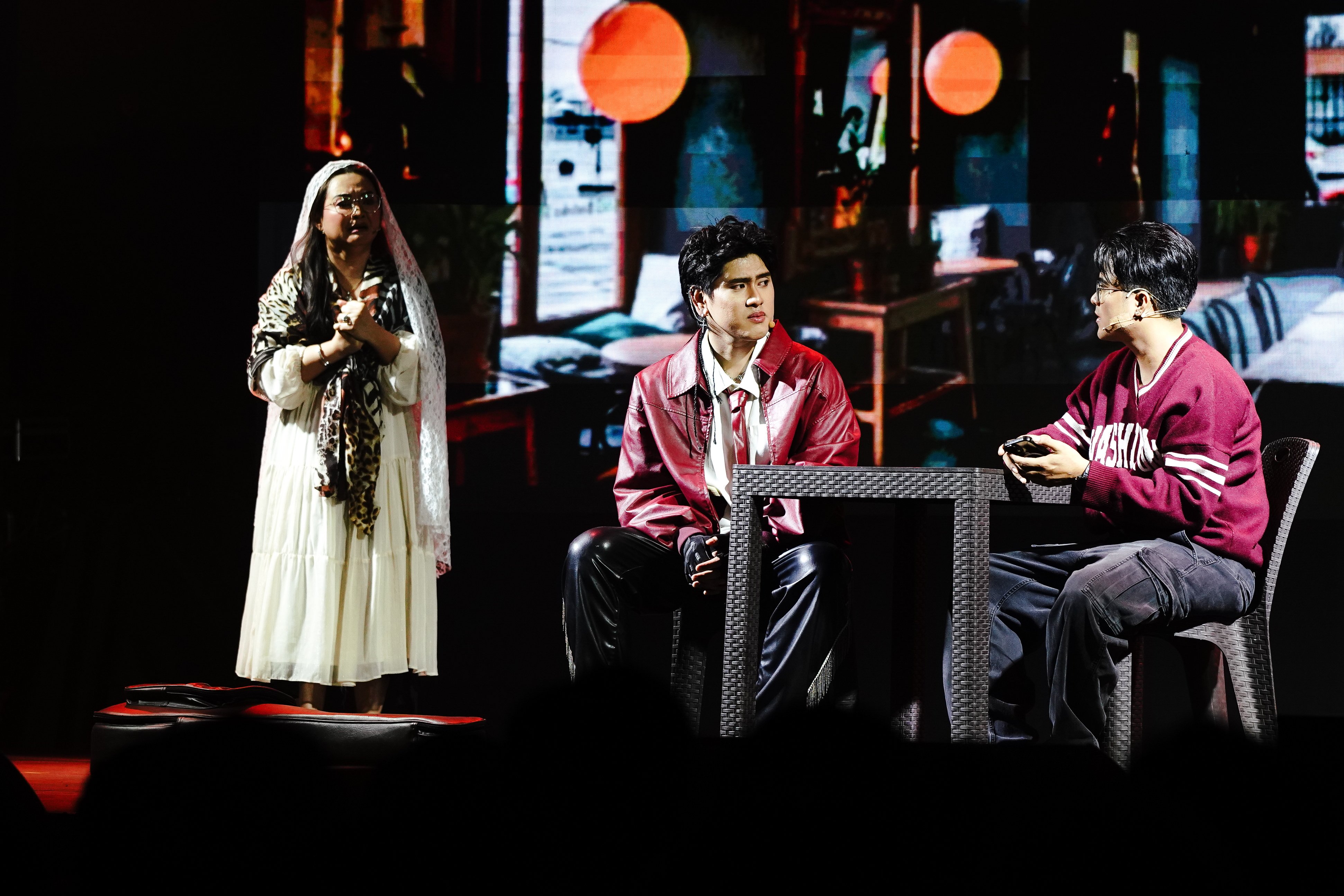 ‘HOOK UP’: HIV/AIDS conversations through theater