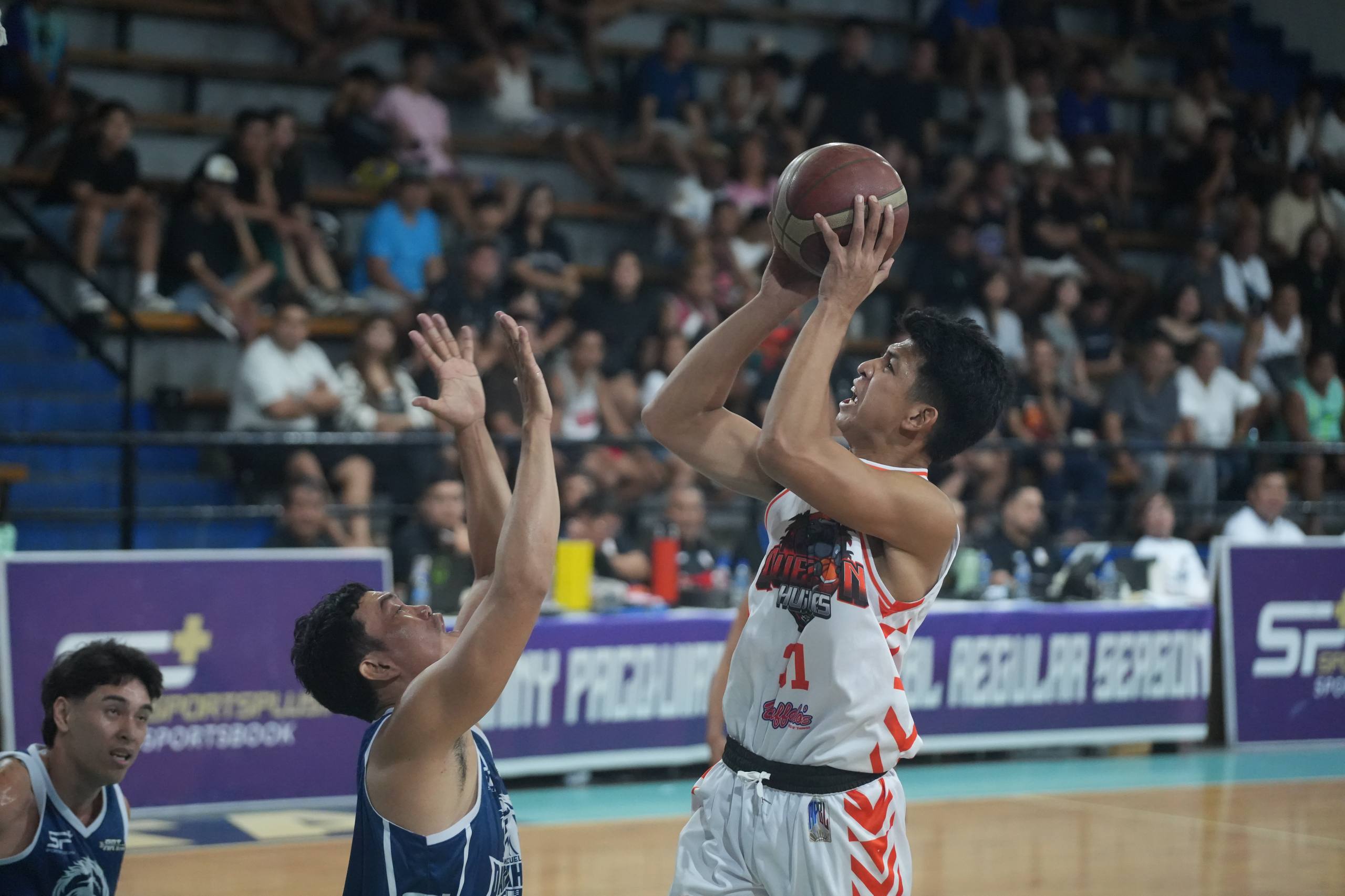 Caloocan, Quezon extend win streak