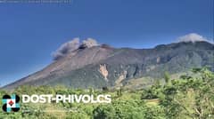 Kanlaon emit ash Sunday morning amid volcanic unrest