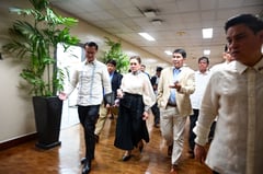 Minority senators walk out in protest of amending rules allowing virtual participation amid looming warrant vs Estrada, Villanueva