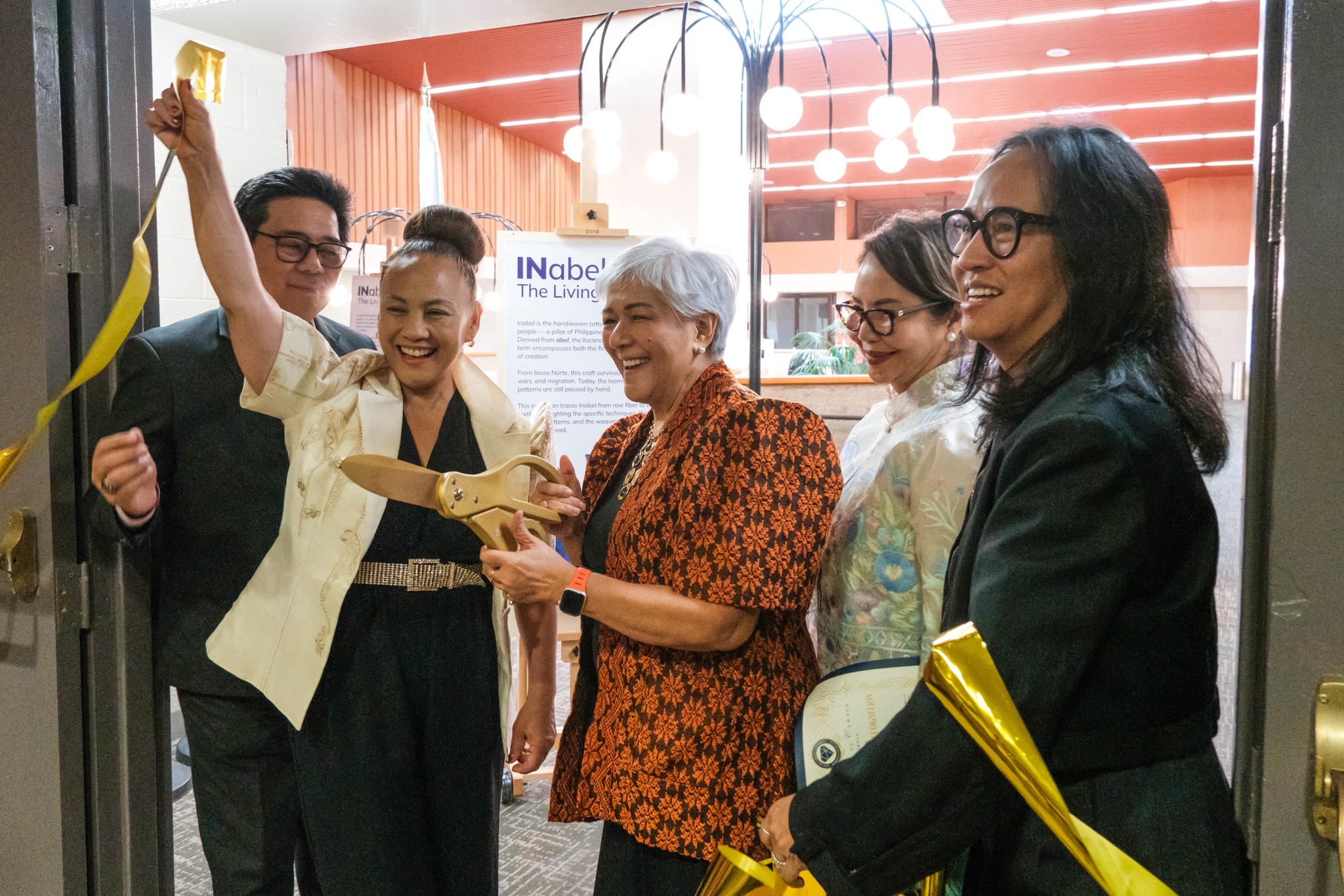 Ilocos Norte opens inabel exhibition in Los Angeles during sakada migration anniversary
