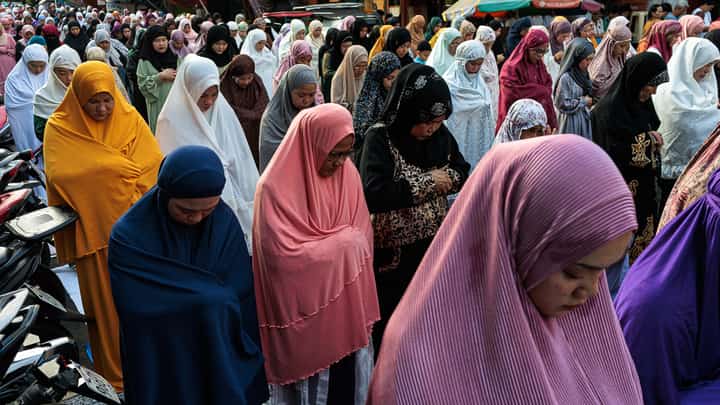 Eid al-Adha morning prayers