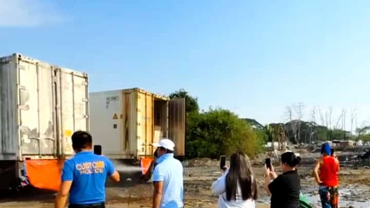 BOC Port of Subic holds condemnation of containers of rotten agri products in Bulacan