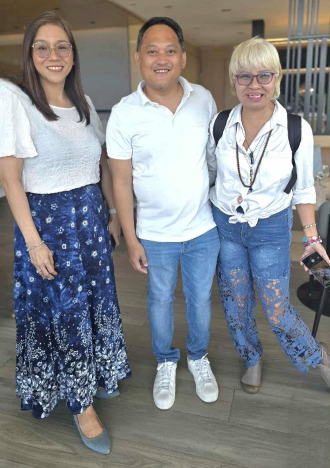 WINNIE Chua, MEPZ, PMA president, with RMA News founder Robby Alugar and
Minerva Newman.