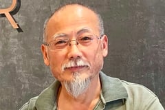Chinese dissident escapes