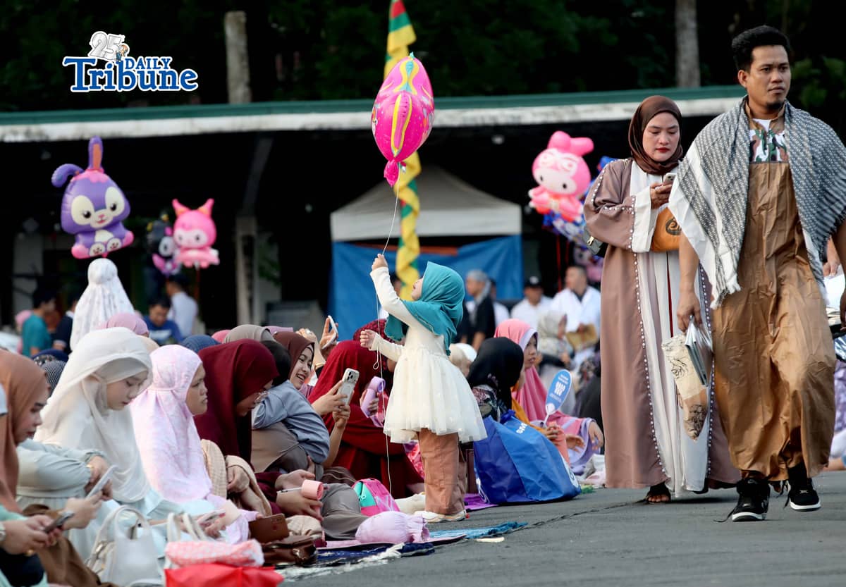 (May 27 2026) Muslims gather in prayer at the Quezon Memorial Circle in Quezon City on Wednesday, May 27, 2026, as they celebrate Eid’l al-Adha or the Feast of Sacrifice, one of the two most important holidays in the Islamic calendar, honoring the devotion of Prophet Ibrahim (Abraham) and his willingness to sacrifice his son Ismail as an act of obedience to God. Photo/Analy Labor