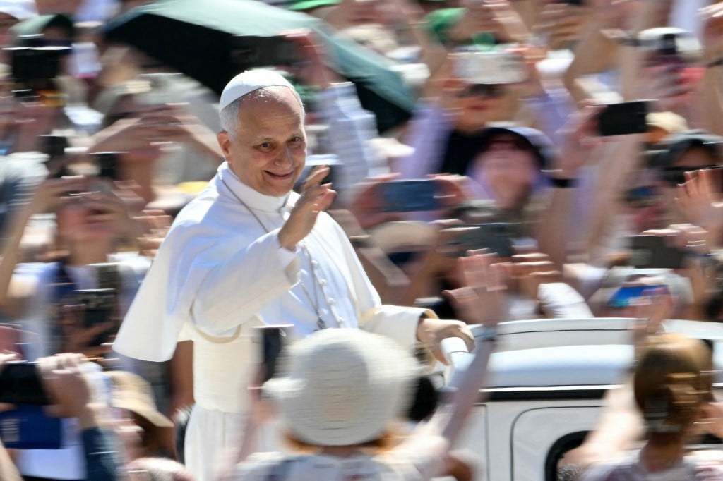 Pope Leo XIV calls for a global rosary for peace on May 30
