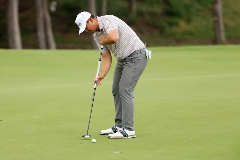 Hoey bounces back from opening bogey, shoots 68