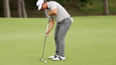 RICO Hoey keeps himself in the mix in the Charles Schwab Challenge in Texas.