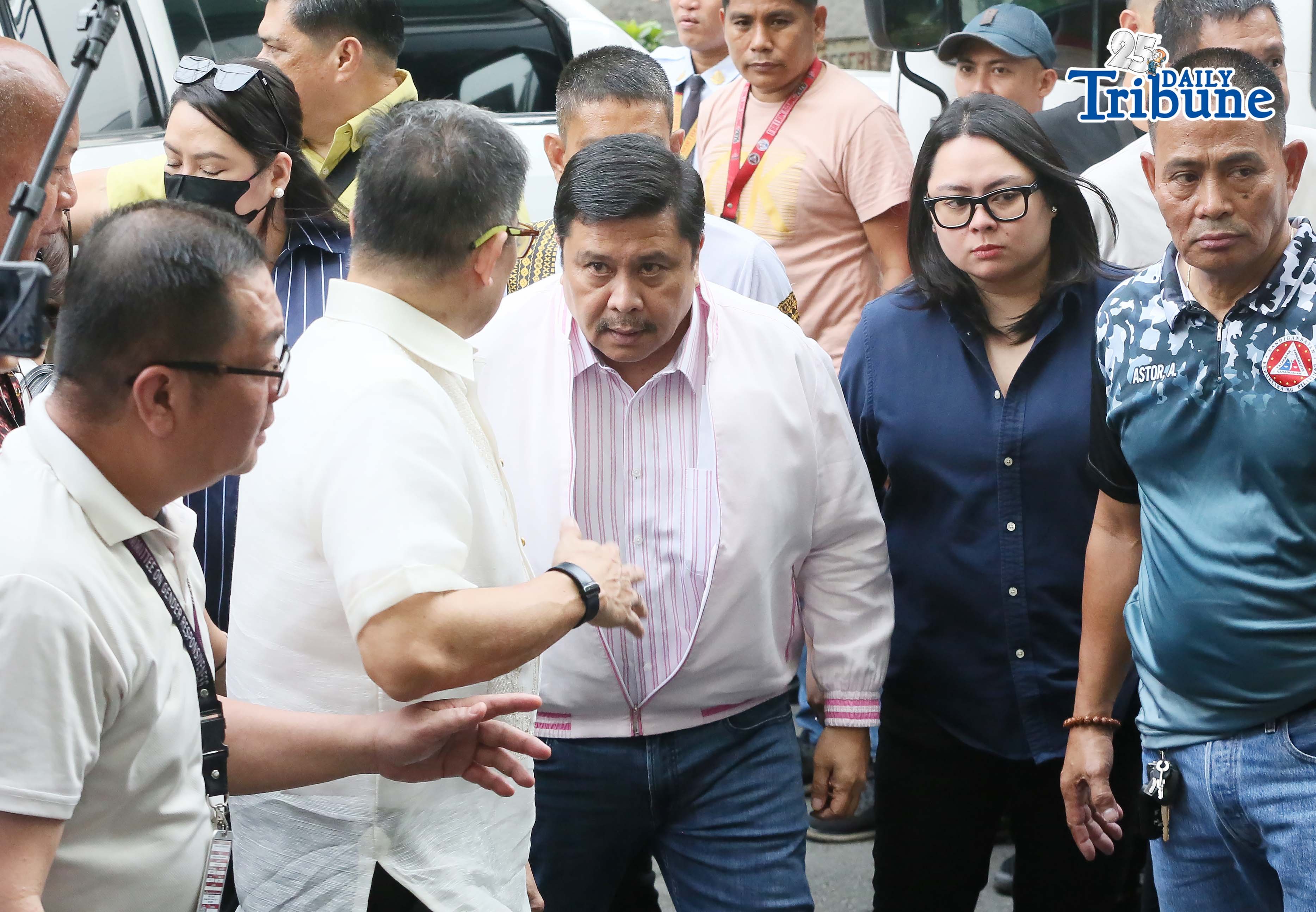 Jinggoy seeks temporary liberty amid warrant tied to flood control graft case