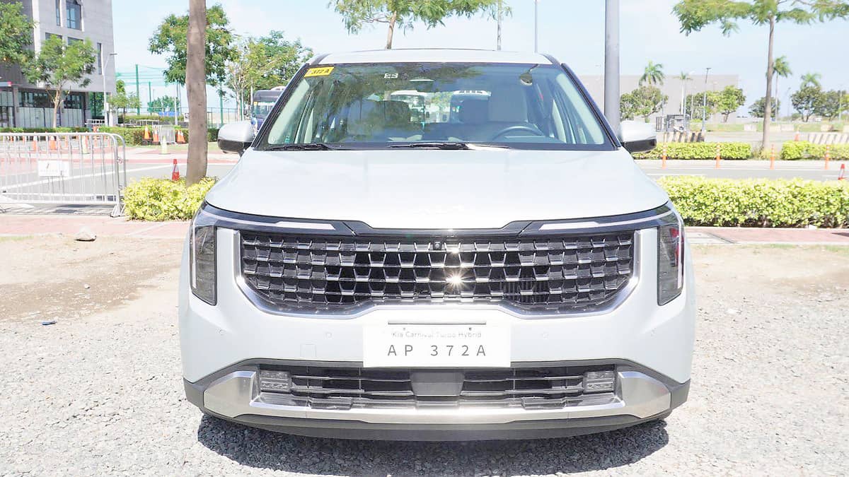 THE Kia Carnival is a looker from the front side.