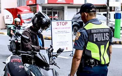 LTO summons cops for motorcycle safety violations