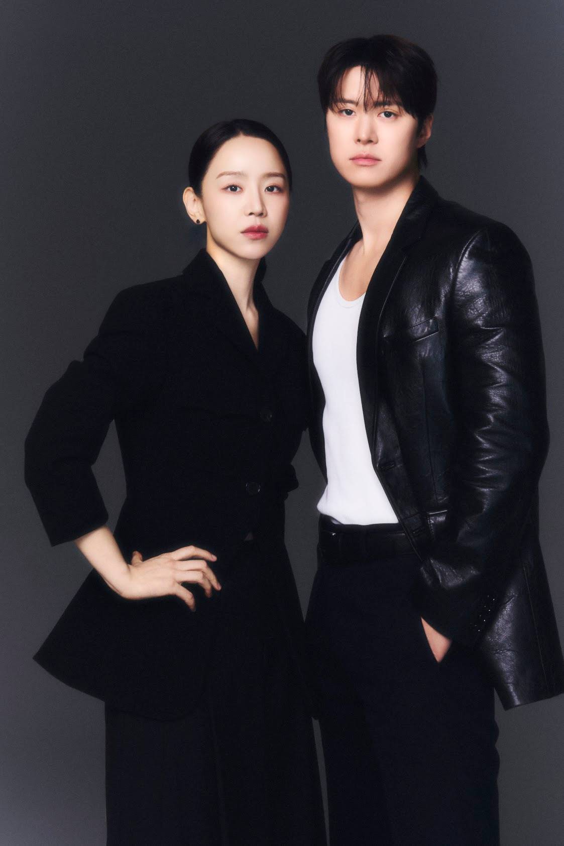 'Filing for Love' stars Gong Myung and Shin Hae-sun.