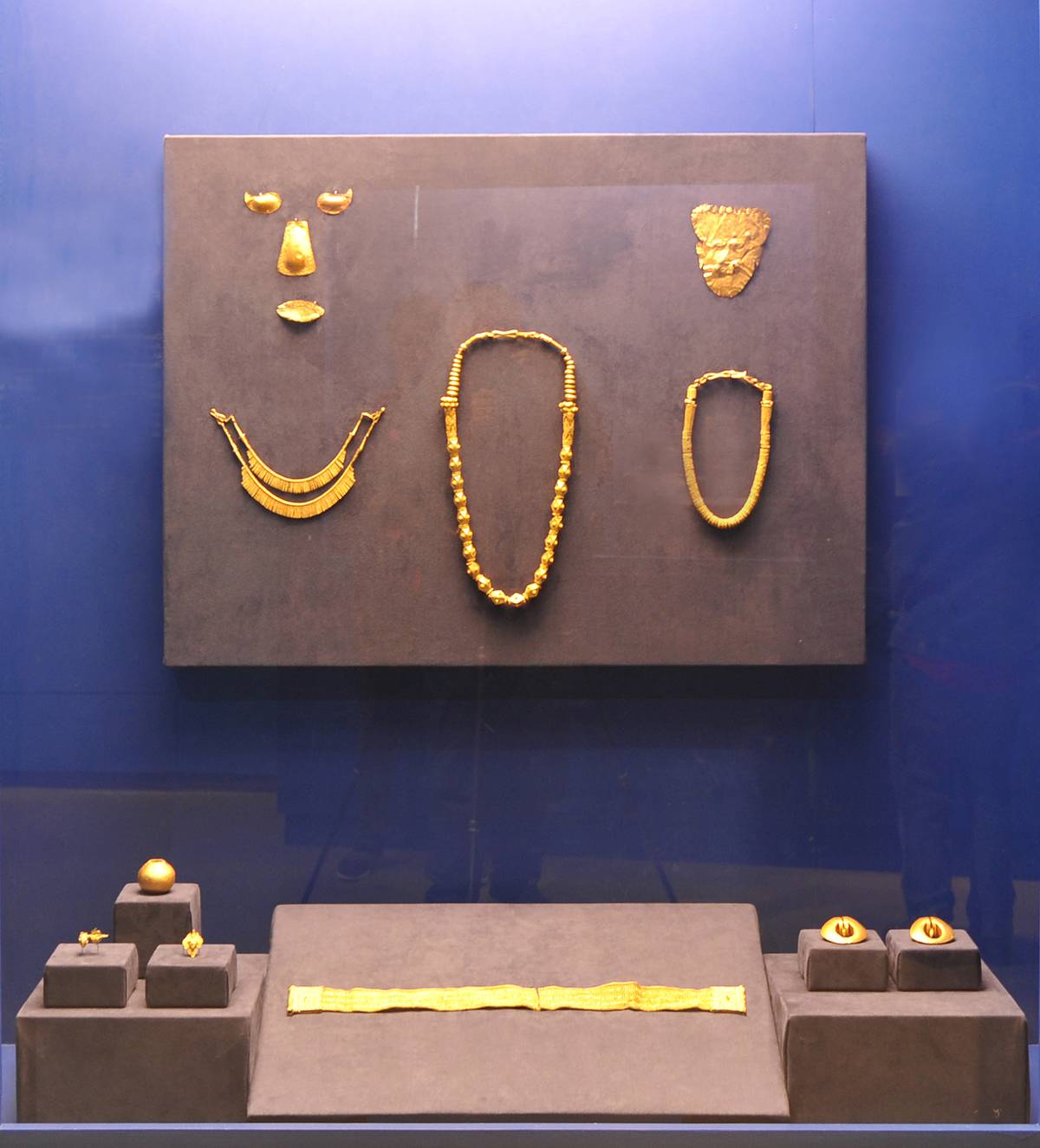 PRE-COLONIAL gold objects from the collections of Ayala Museum and Vicky Amalingan-Sales.