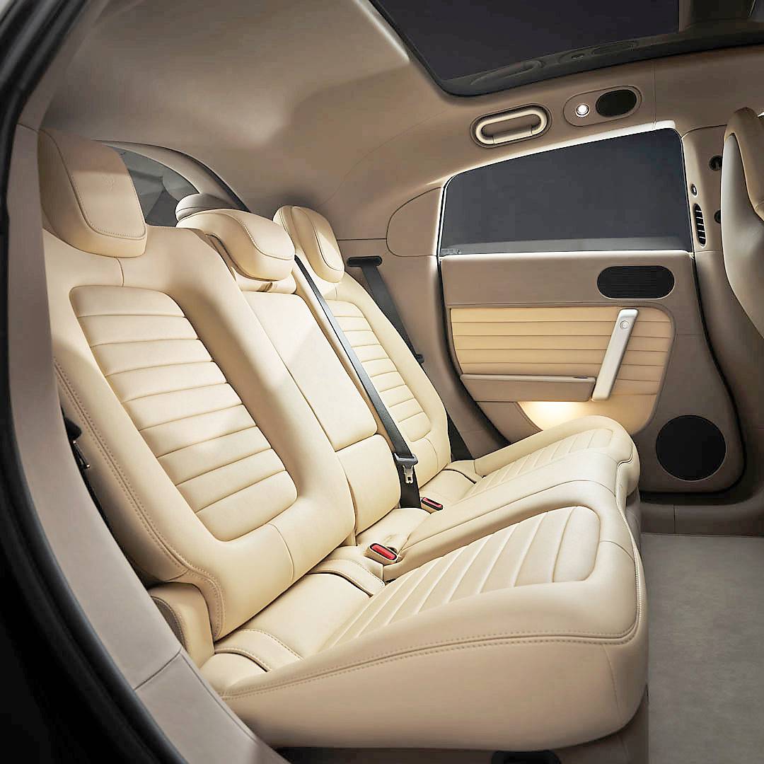 FIVE seats give the Ferrari Luce a new kind of space made possible by its dedicated electric platform.