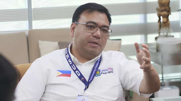 DHSUD Secretary Jose Ramon Aliling