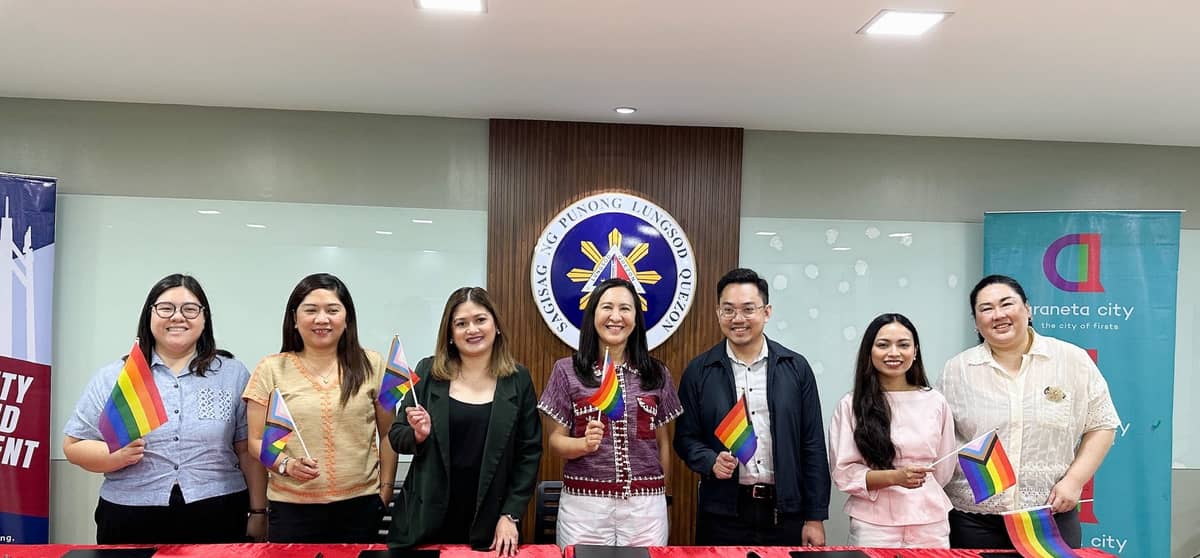 ARANETA City, the Quezon City Gender and Development Council and Quezon City Mayor Joy Belmonte (middle) officially signs this year’s partnership for the LGBTIQ+ Pride campaign Free to be HUE.