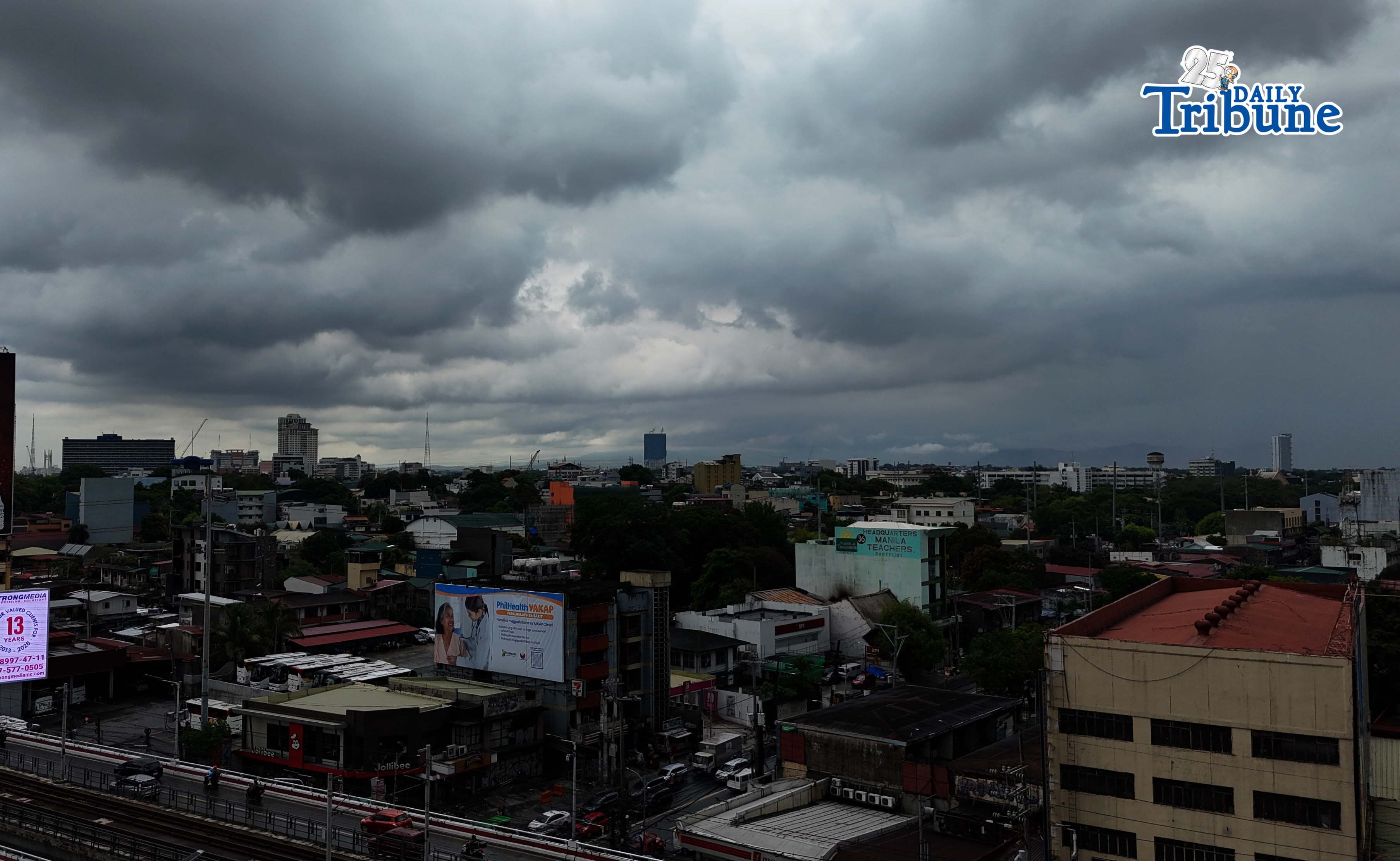 STORM CLOUDS GATHER OVER METRO MANILA