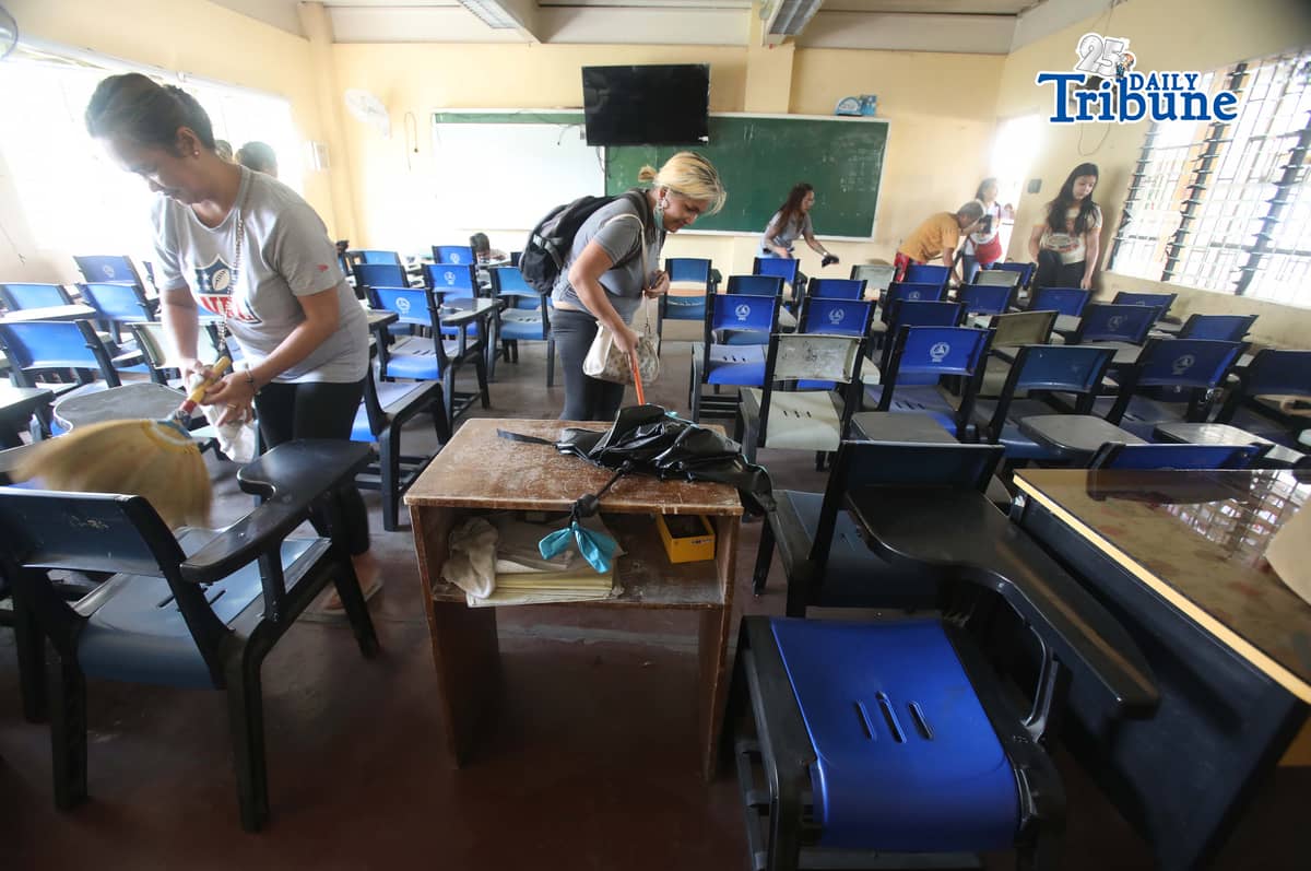 (June 01 2026) The 4Ps member parents start cleaning the school room at Bagong Silangan Elementary School in Quezon City on Monday June 1 2026, as the 2026 Brigada Eskwela, officially open, an annual nationwide initiative by the Department of Education (DepEd) to prepare public schools for the upcoming academic year. Photo/Analy Labor