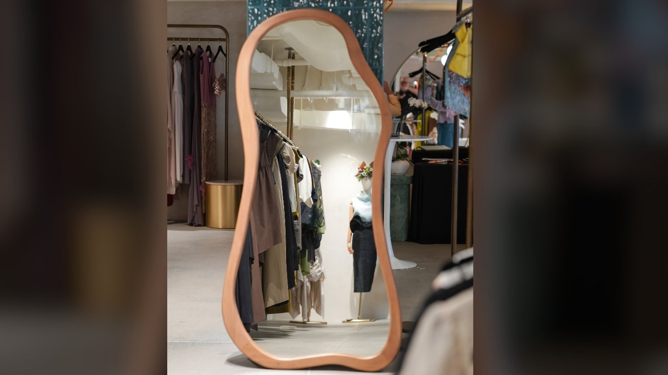 Mirror, mirror on the wall: Mom’s fairest (and strongest) of them all