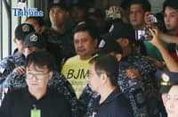 (June 02 2026) Senator Jinggoy Estrada heavily guarded when he arrived at Sadiganbayan Second Division on Tuesday June 2 2026, for the arraignment of his graft case over the alleged flood control kickback scheme. The Sandiganbayan Second Division on Tuesday postponed the arraignment of graft cases against Sen. Jinggoy Estrada moved to Thursday morning June 4 2026. Photo/Analy Labor