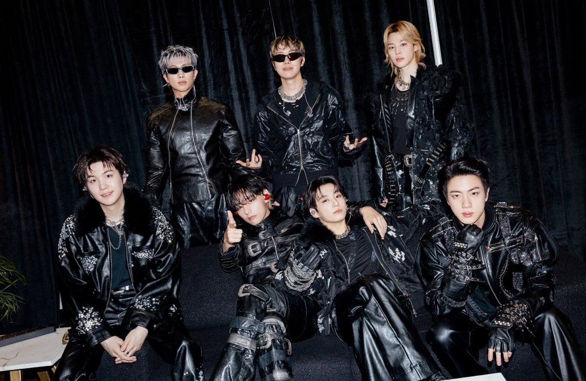 ‘I NEED the whole stadium TO jump’: BTS lands in Bulacan