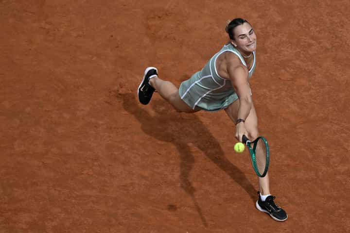Belarus' Aryna Sabalenka hits a return to Romania's Sorana Cirstea during the WTA Rome Open tennis tournament at Foro Italico in Rome on May 9, 2026.
Tiziana FABI / AFP