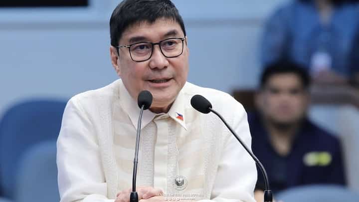 Sen. Erwin Tulfo on Wednesday urged Senate leaders to return to work and resume regular sessions, stressing that senators are accountable to the Filipino people who pay their salaries. Amid the ongoing leadership dispute and boycott of sessions, Tulfo called on Senate officials to help restore quorum, saying lawmakers should set aside political issues and fulfill their duty to conduct legislative business.