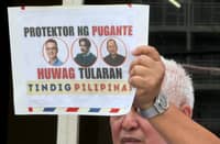 Members of civic society groups filed an obstruction of justice complaints on Senate President Alan Peter Cayetano, Senator Robin Padilla, and Senate Sgt-At-Arms Mao Aplasca for their supposed involvement in the escape of Senator Ronald "Bato" Dela Rosa from the Senate last 14 May.