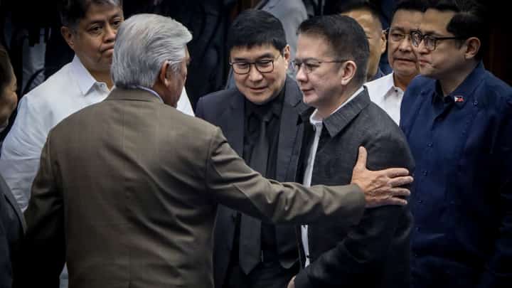 Senator Francis “Chiz” Escudero’s exit from the Senate majority bloc sparks a dramatic leadership shake-up and power realignment, as he denounces an “untenable and unacceptable” political impasse and vows to put the institution’s constitutional duties above factional loyalties.