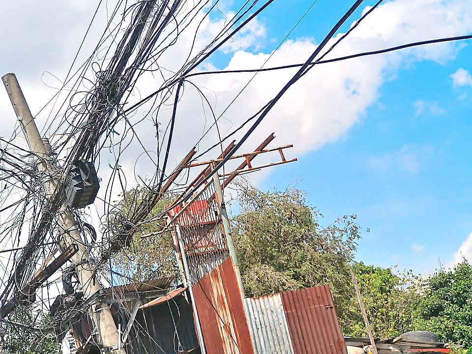 DoLE stops 3 telcos over safety lapses