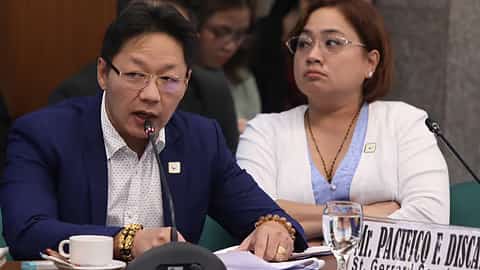 Ombudsman files graft, malversation raps vs. Discaya couple, DPWH officials