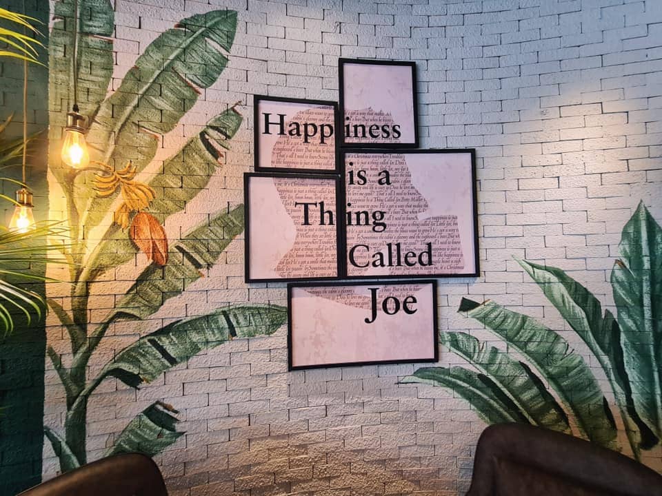 FROM intimate gatherings to family celebrations, Dear Joe’s spacious and scenic setting adapts to every occasion.