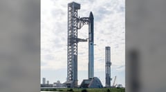 SpaceX blasts past records with $74.4-B IPO