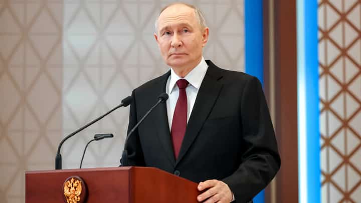 Putin says he currently sees no reason to meet Ukraine's Zelenskiy