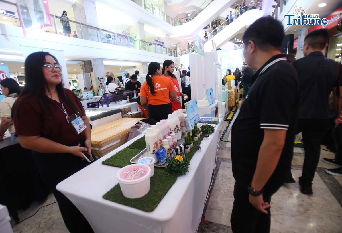 (June 05 2026) The National Dairy Authority officially opens the annual Dairy Fair organized by National Dairy Authority Administrator Antonius Andaya with the participation of various local farmers at Farmers Plaza in Quezon City in celebration of World Milk Day on Friday June 05 2026. Photo/Analy Labor