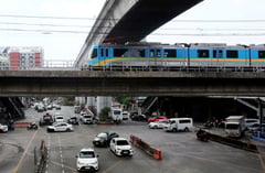 MRT-3 offers free rides on Independence Day