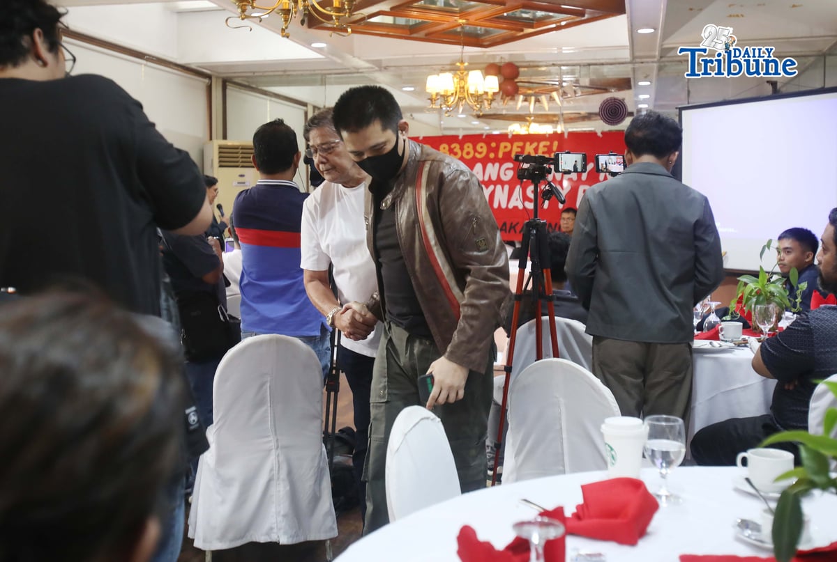 (June 06 2026) Senator Robin Padilla spotted at Club Pilipino in San Juan City, attending the Press Conference of the Kilusan Kontra Dinastiya (KKD), and taking Facebook live. As they discuss the implications of the bill on democratic representation, political participation, and the long-standing constitutional mandate to prohibit political dynasties. Photo/Analy Labor