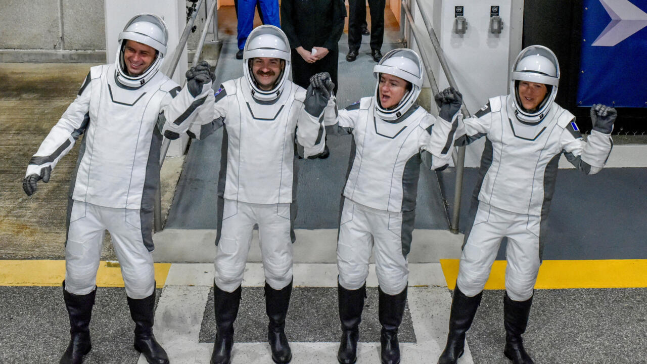 Leak on space station triggers brief safety alert