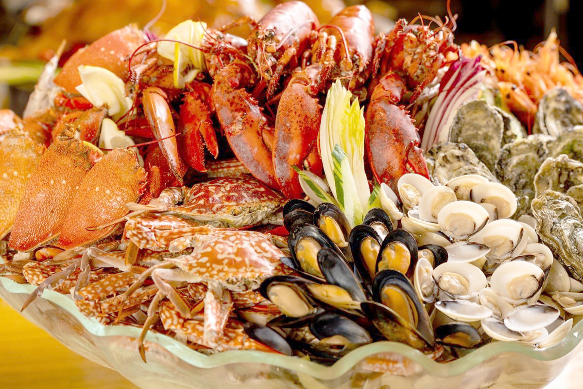 FRESH’S signature seafood selection.