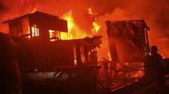 Parañaque fire destroys 20 houses