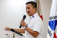 DOLE urges public to offer water to delivery riders amid El Niño