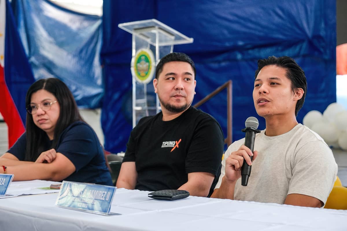 FROM left: SB Corporation’s Eloisa Pamatmat, Tipuno X’s Martin Mendoza, and Maya’s Luis Herbosa engage the audience during the Q and A session.